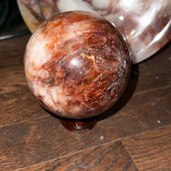 Hematoid (Fire) Quartz Large Sphere - 002 95MM 1240g - FIREQTZSPHERE002 - Picture 4 of 9